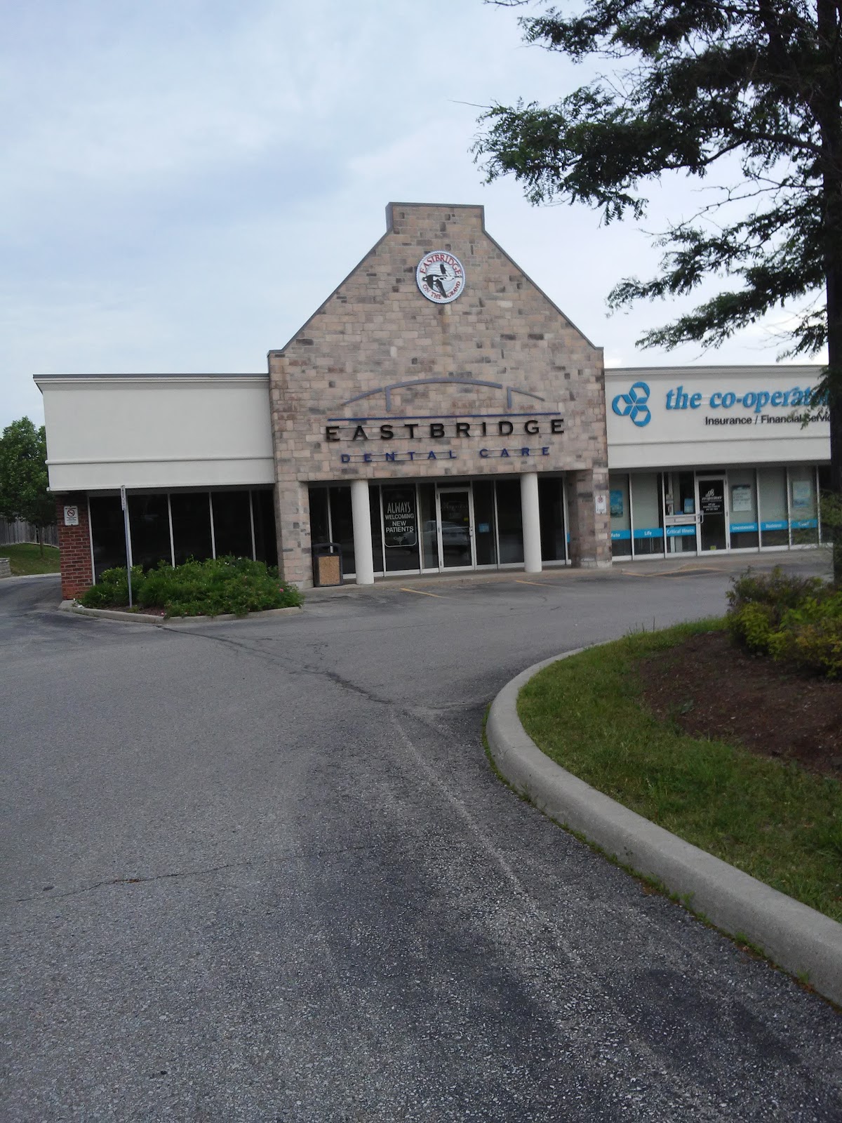 Eastbridge Dental Care dental clinic in Waterloo - Photo 6