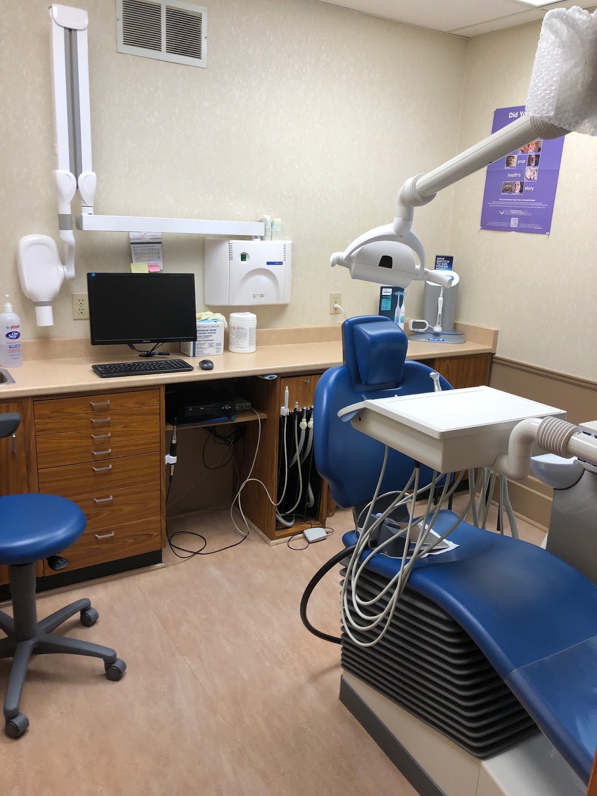 Cedar Dental Centre dental clinic in Cambridge - Photo 1