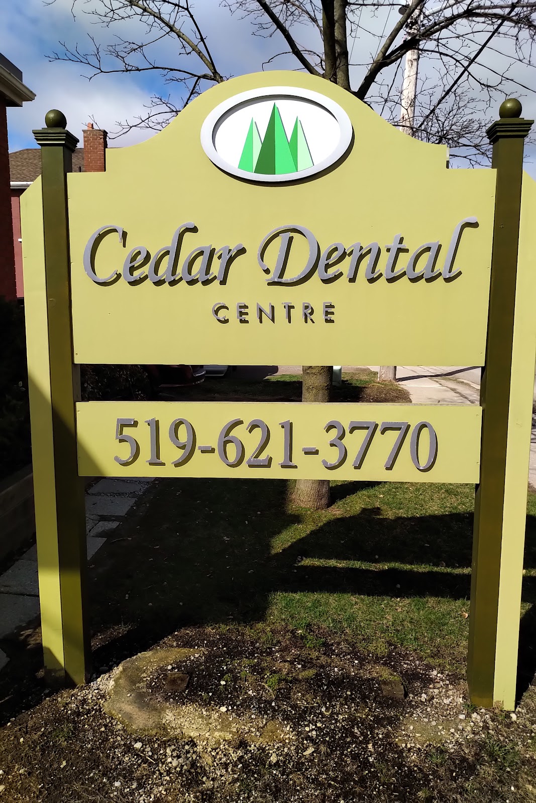 Cedar Dental Centre dental clinic in Cambridge - Photo 2