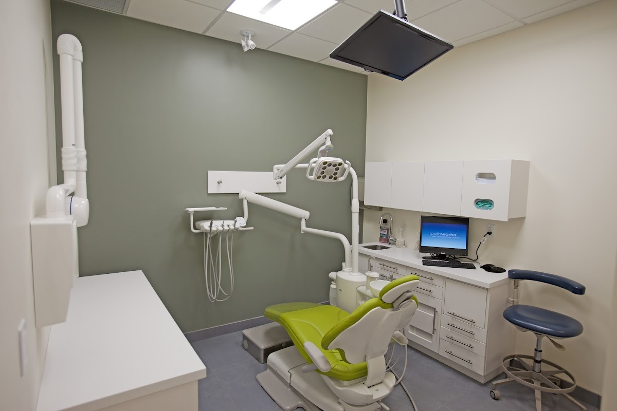 Toothworks Fairview Park Dental dental clinic in Kitchener - Photo 1