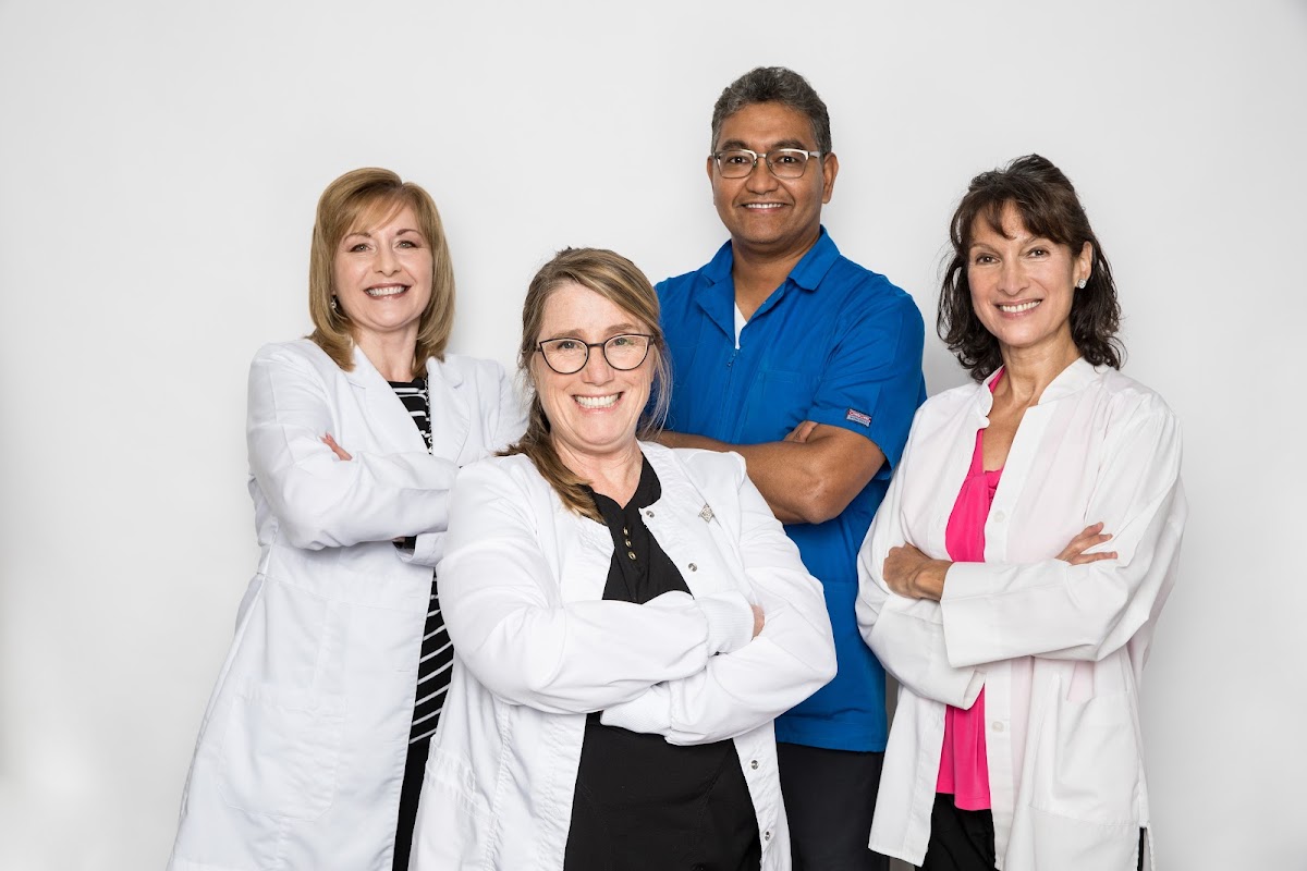 Dental Solutions - Dr. J. Gangwani & Dr. Mike Narayansingh (Orthodontics, Cosmetic, General, Emergency) dental clinic in Kitchener - Photo 1