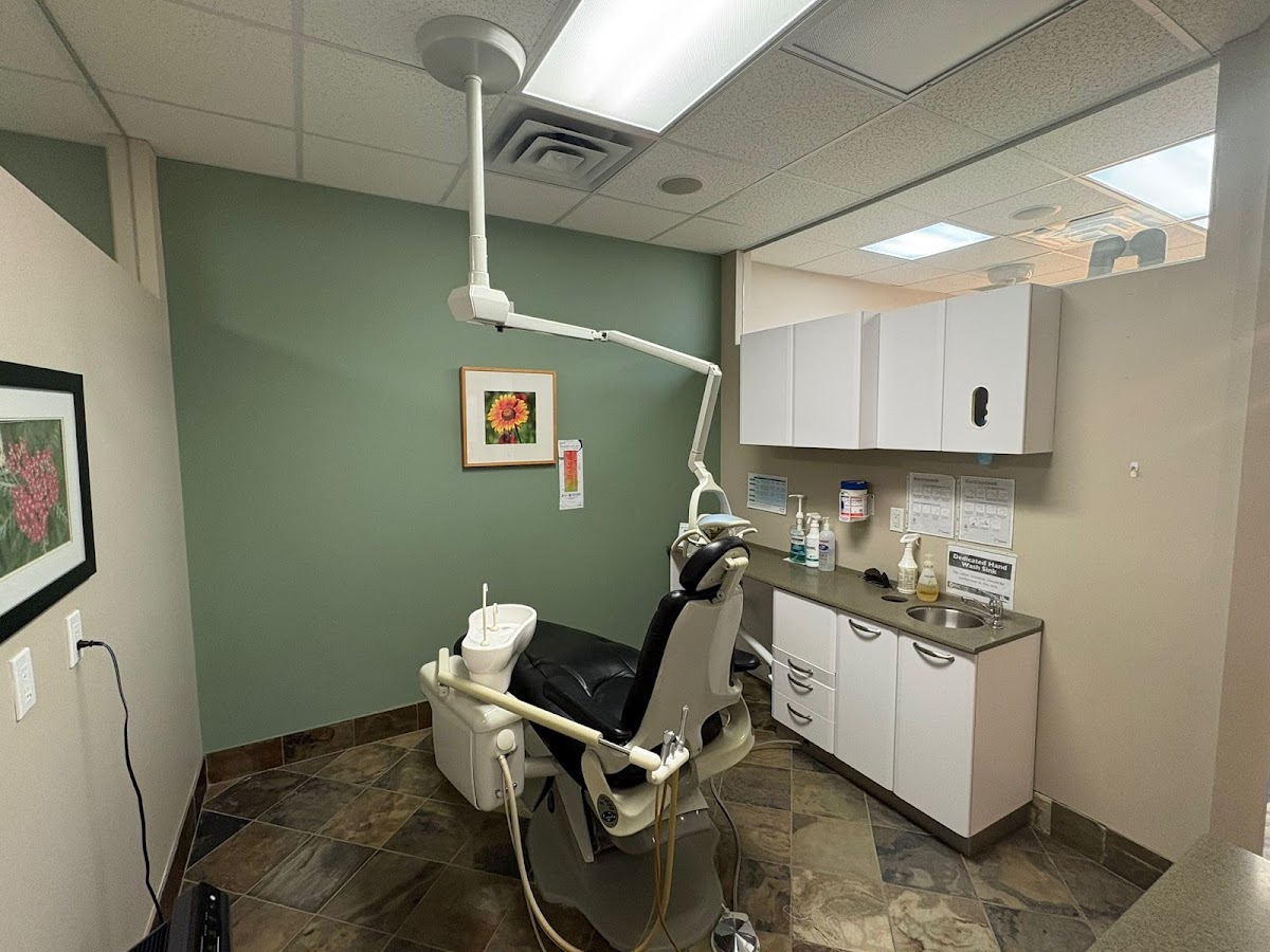Auburn Centre Dental dental clinic in Waterloo - Photo 2