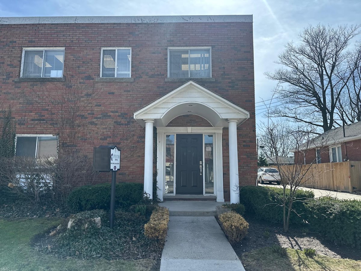 Upper Ottawa Dental dental clinic in Hamilton - Photo 2