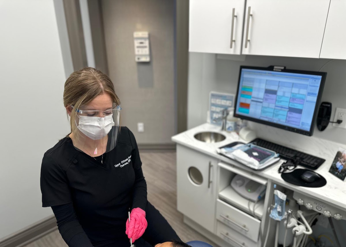 Upper Ottawa Dental dental clinic in Hamilton - Photo 4