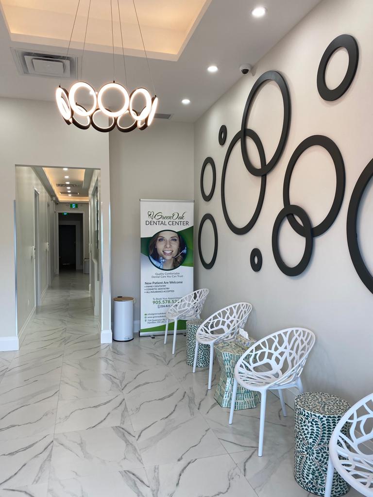 Green Oak Dental Center dental clinic in Hamilton - Photo 3