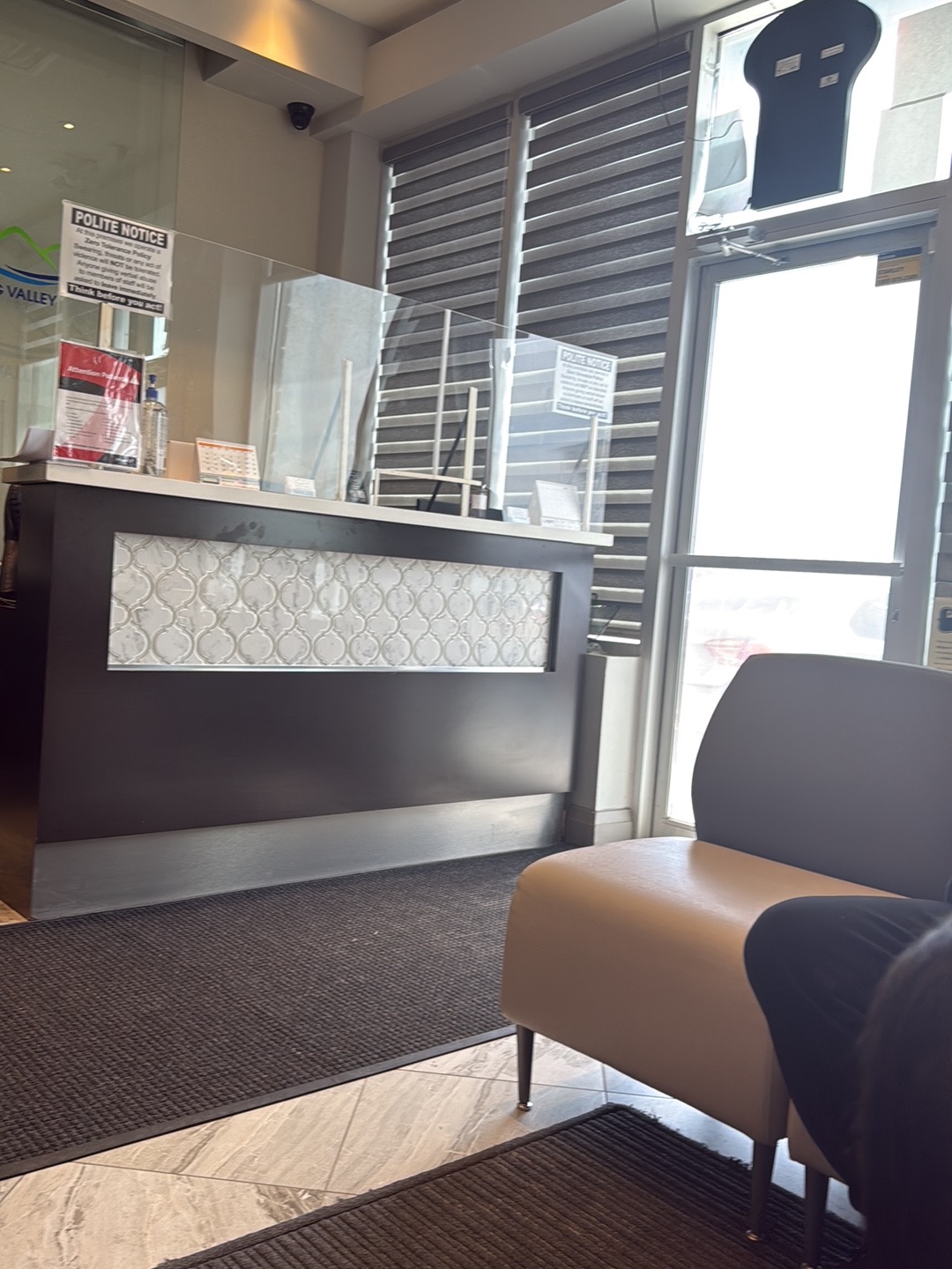 Spring Valley Dental dental clinic in Brampton - Photo 6