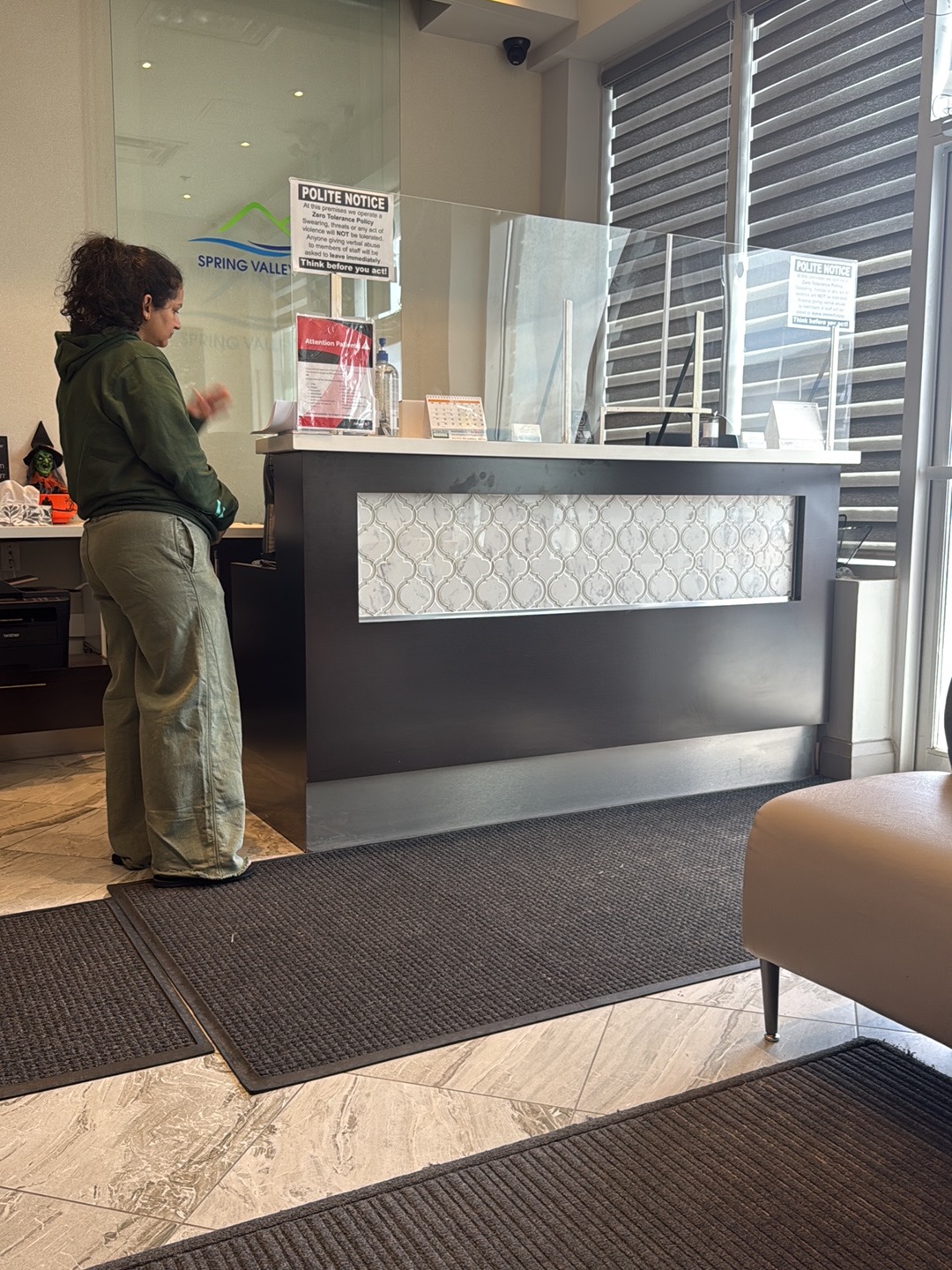 Spring Valley Dental dental clinic in Brampton - Photo 10