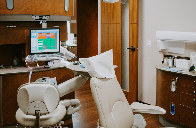 Spy Hill Dental Clinic dental clinic in Calgary - Photo 8