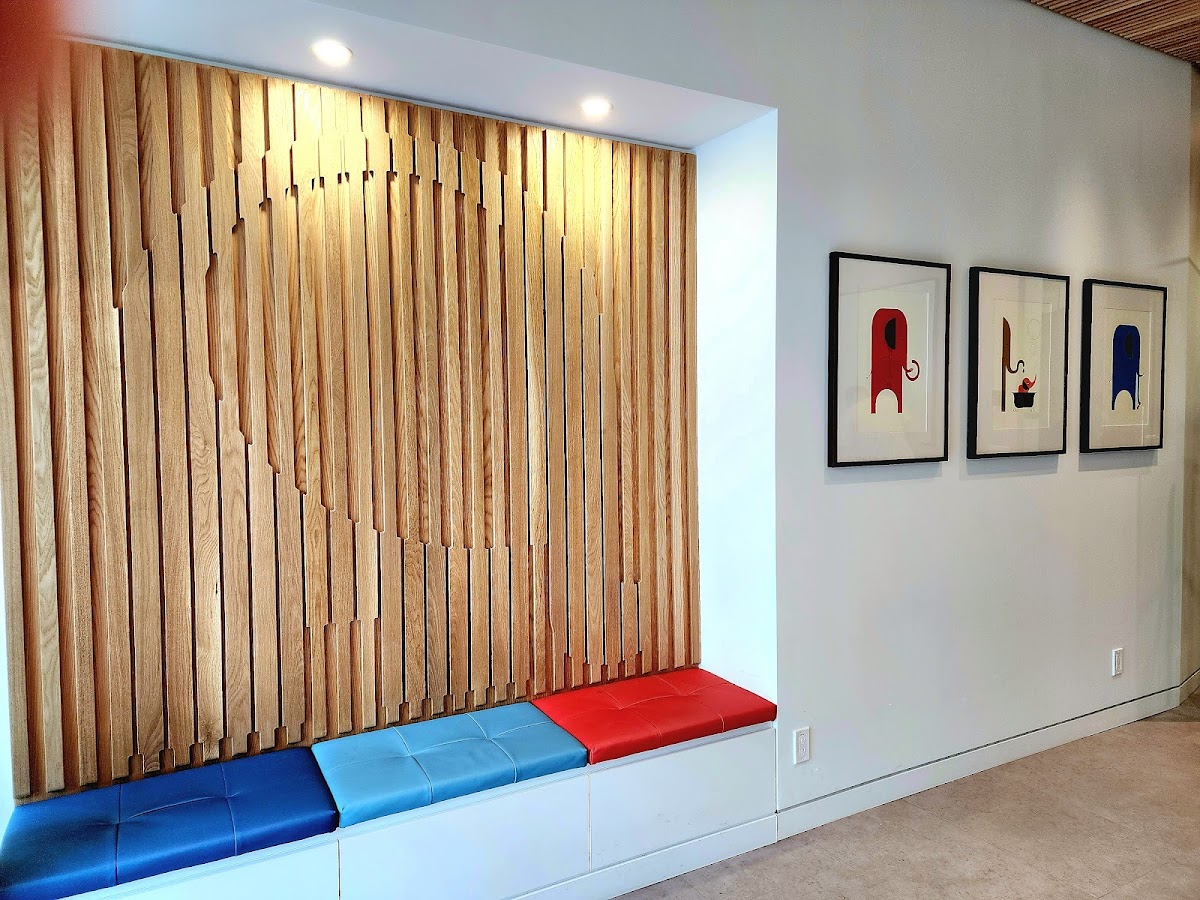 Danforth Children's Dentistry dental clinic in Old Toronto - Photo 9