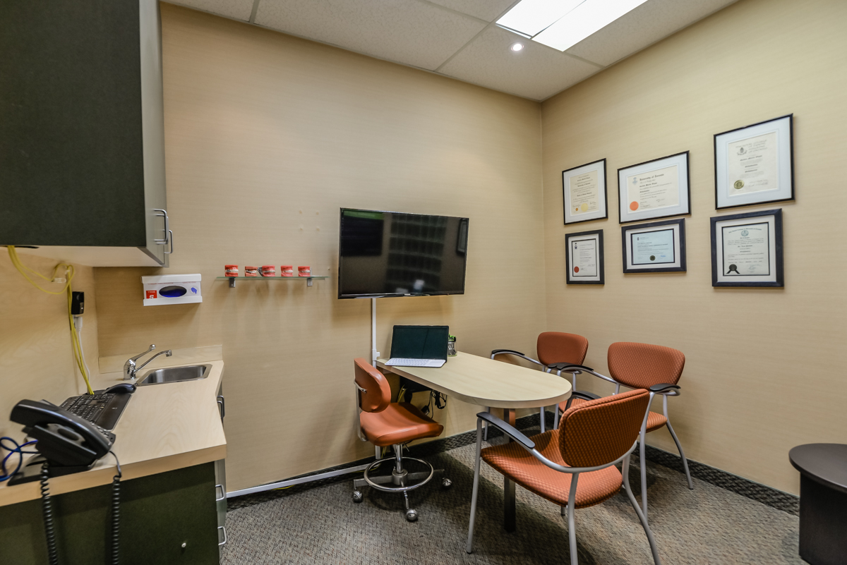 Harmony Smiles Orthodontics dental clinic in Mississauga - Photo 7