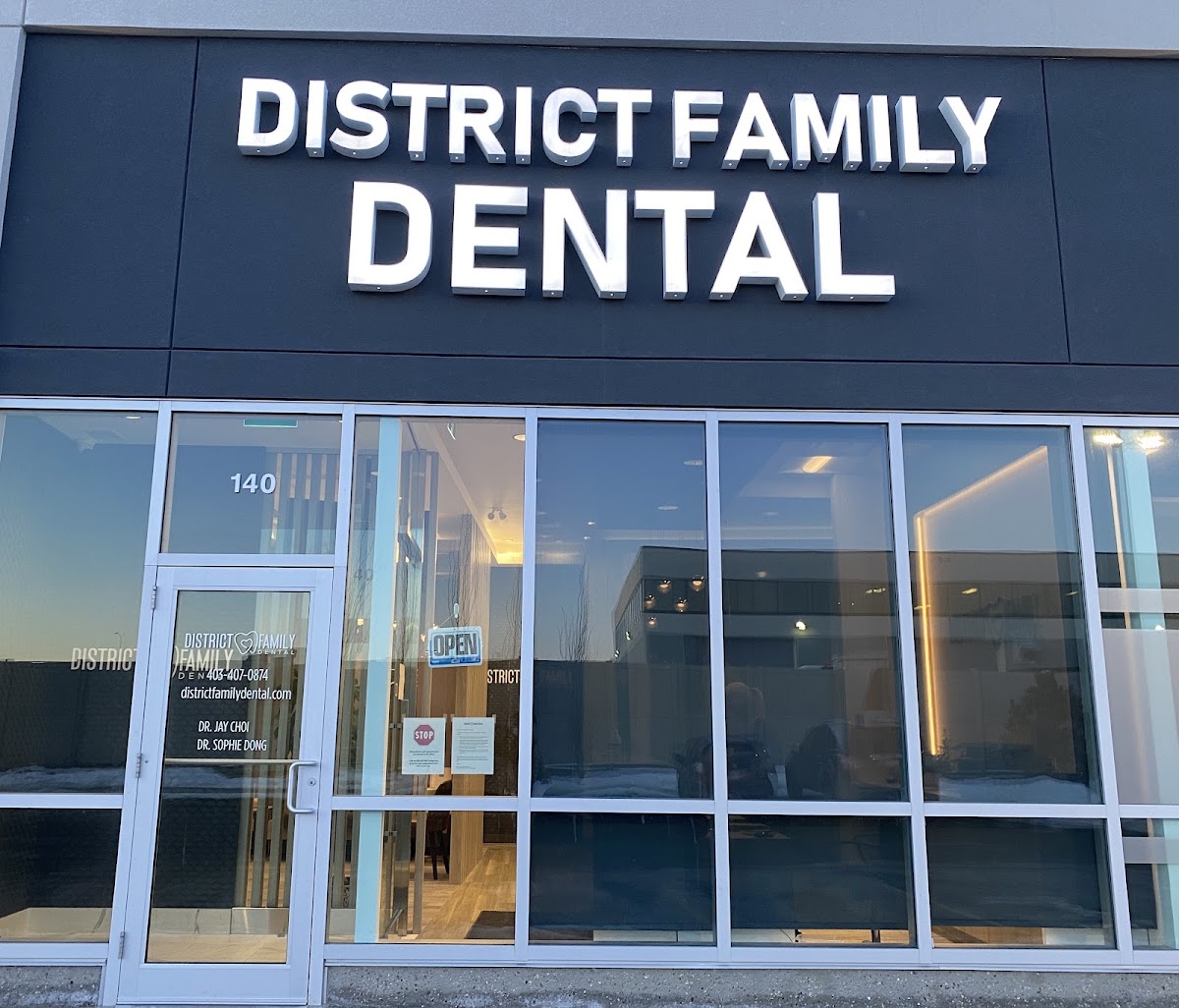District Family Dental dental clinic in Calgary - Photo 7