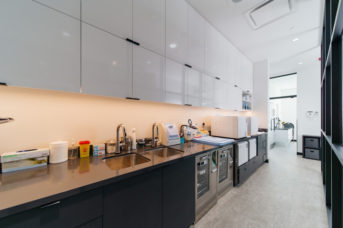 West Peaks Dental Suite dental clinic in Calgary - Photo 7