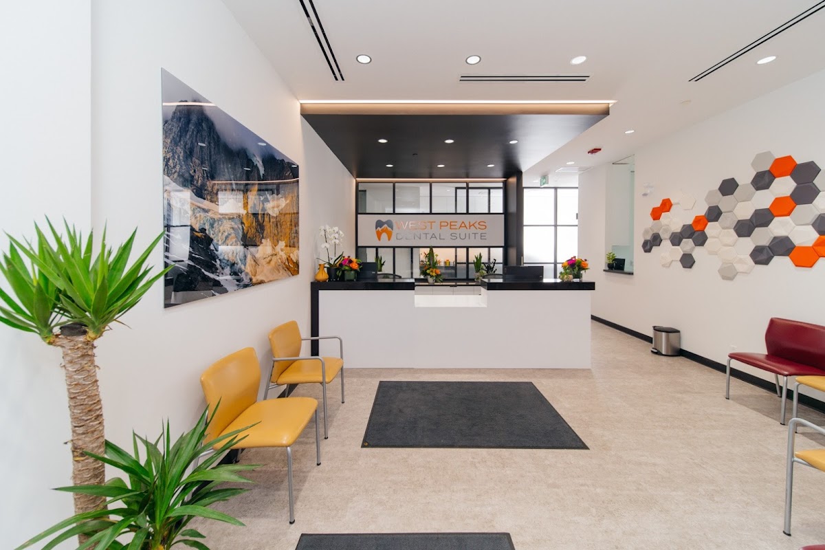 West Peaks Dental Suite dental clinic in Calgary - Photo 9