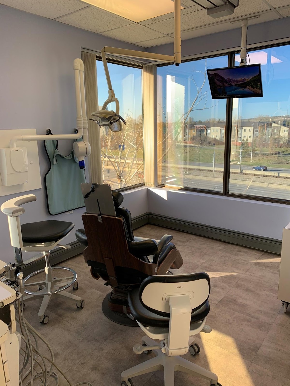 Luna Dental dental clinic in Calgary - Photo 5