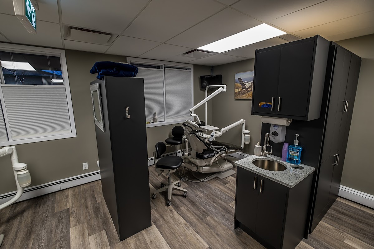 Beverly Heights Dental North Edmonton dental clinic in Edmonton - Photo 8