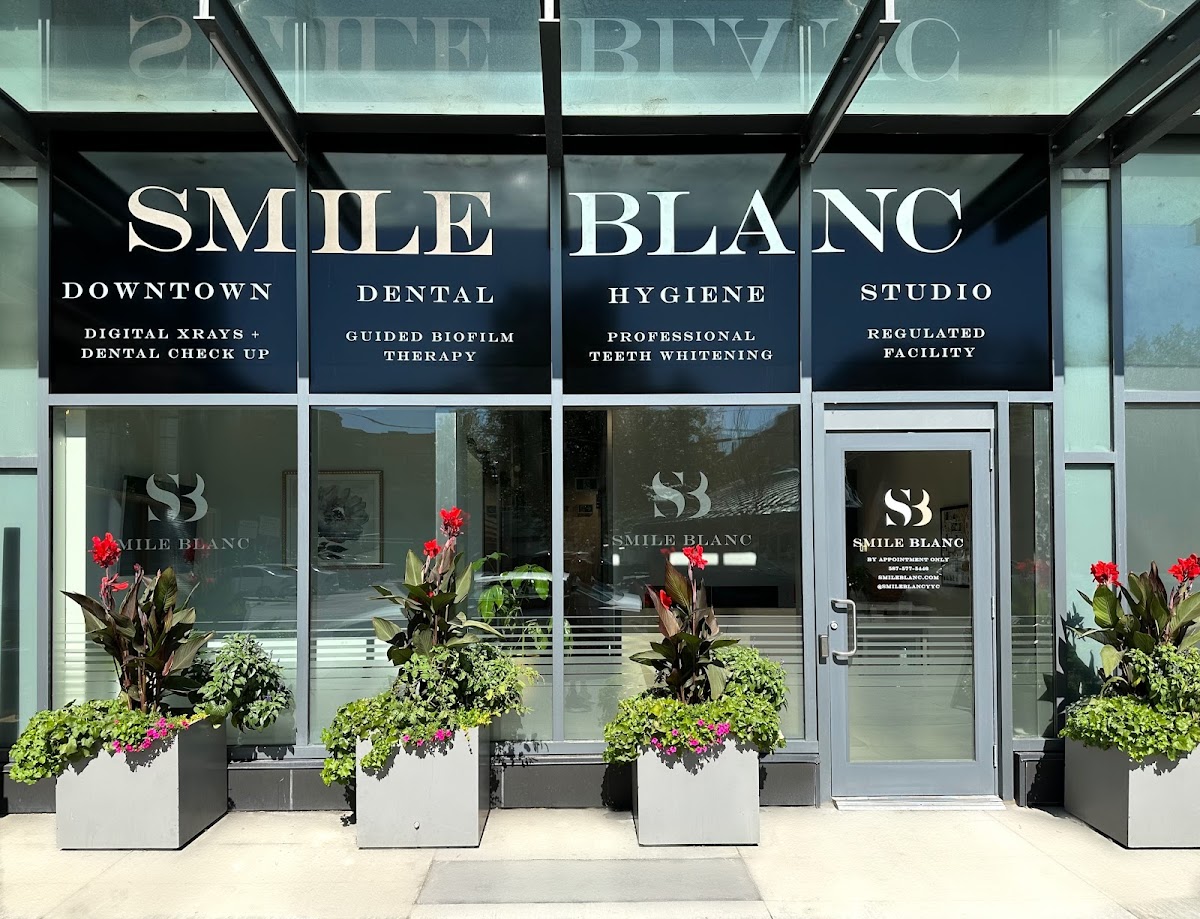 Smile Blanc - Dental Hygiene Clinic Calgary dental clinic in Calgary - Photo 1