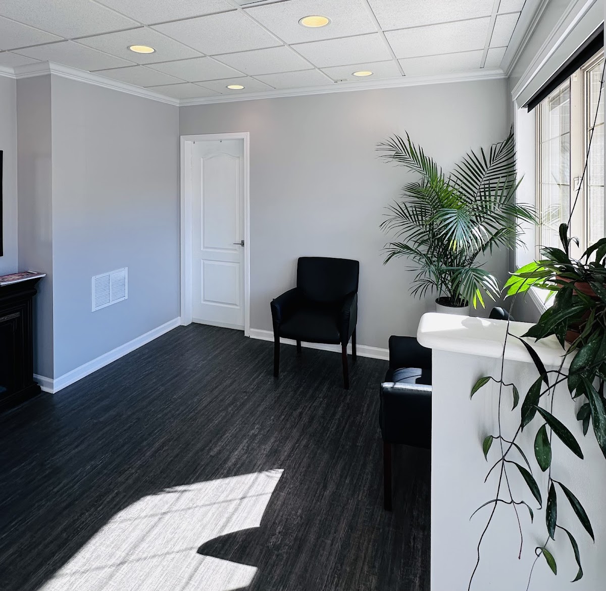 Okanagan Dental & Implant Centre dental clinic in West Kelowna - Photo 3