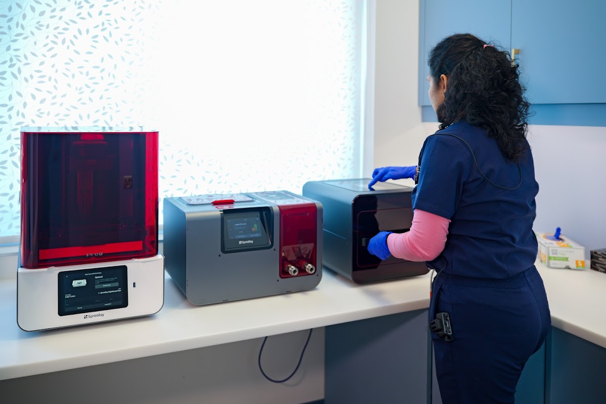 Dental Artisans dental clinic in Calgary - Photo 10