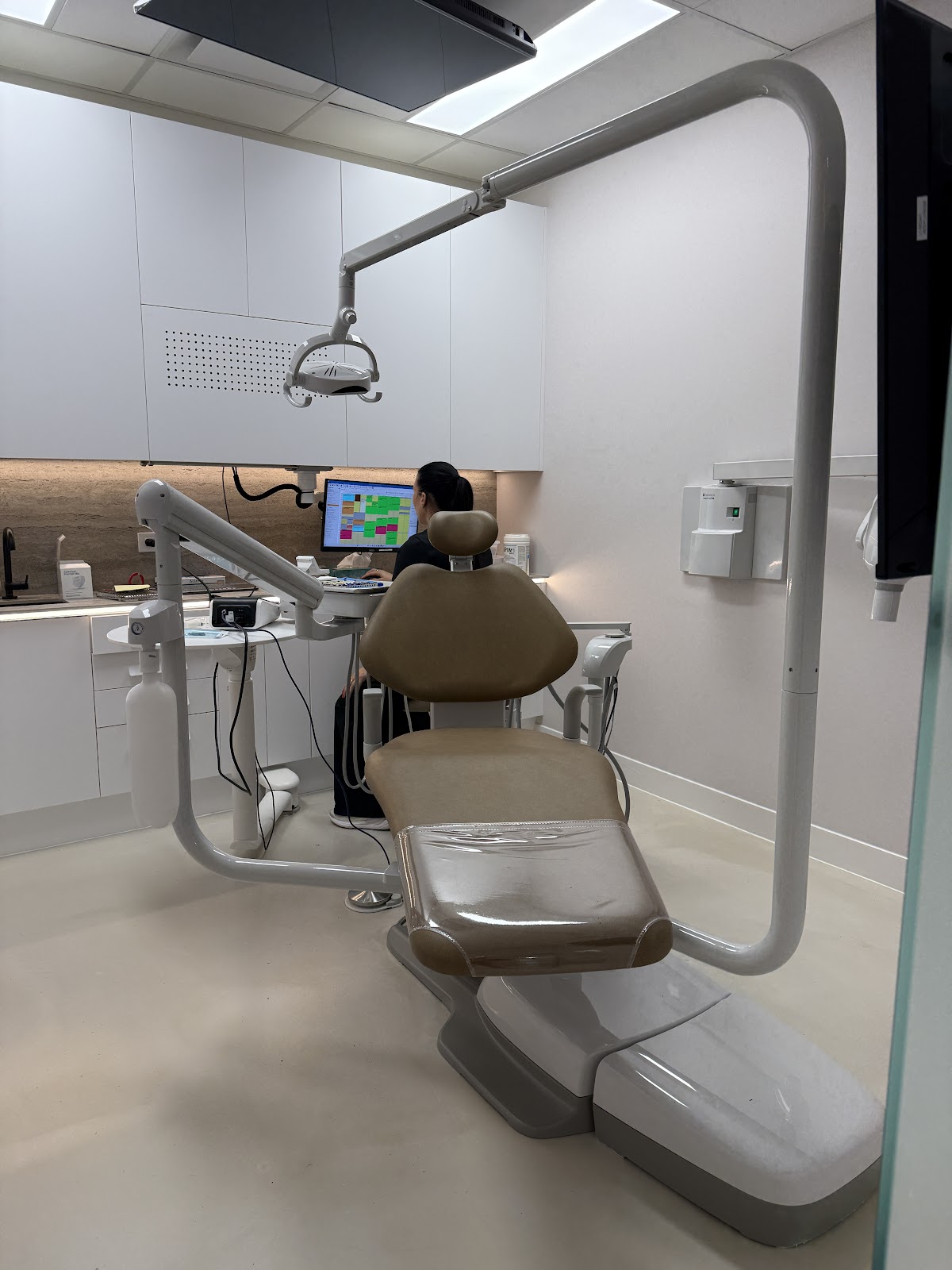 Kitsilano Dental Group dental clinic in Vancouver - Photo 5