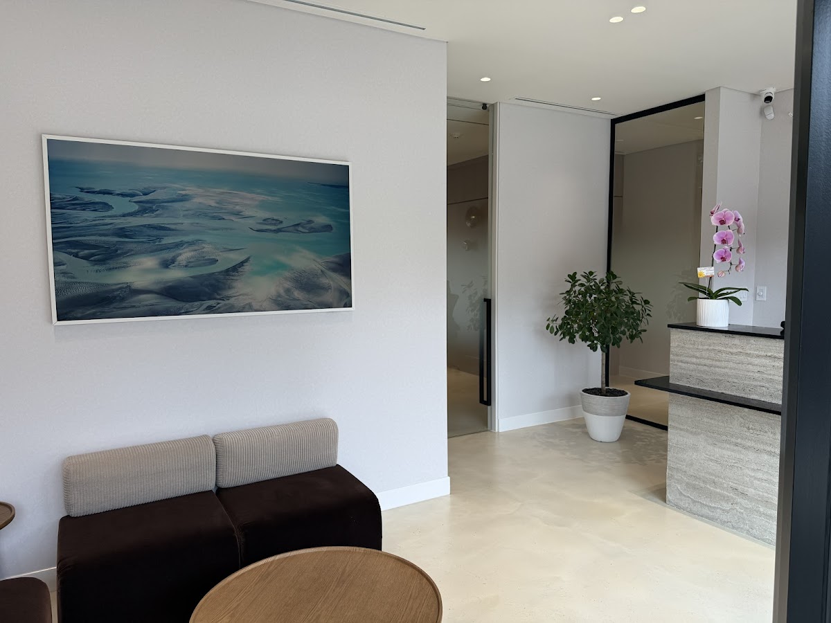Kitsilano Dental Group dental clinic in Vancouver - Photo 6