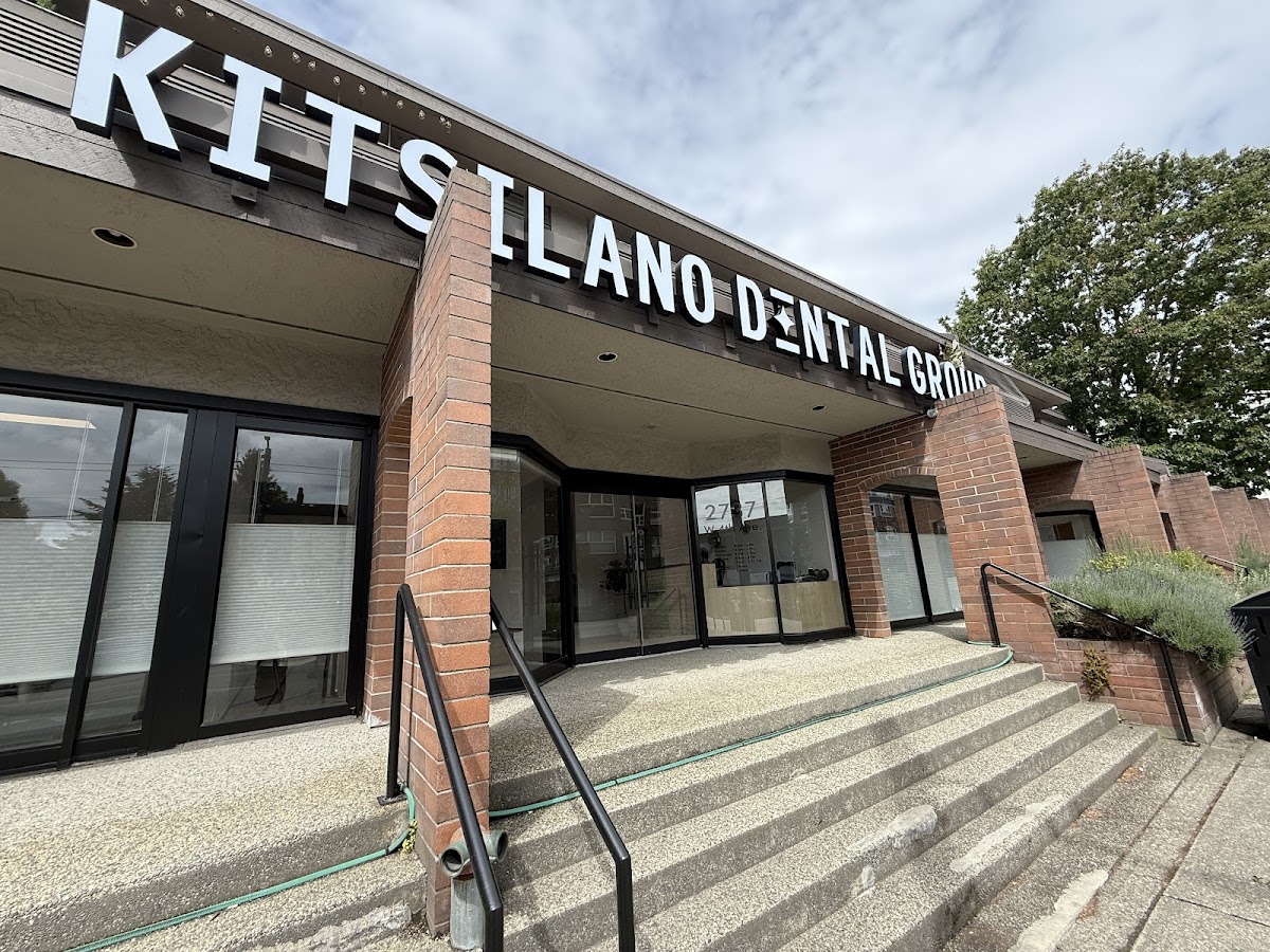 Kitsilano Dental Group dental clinic in Vancouver - Photo 8