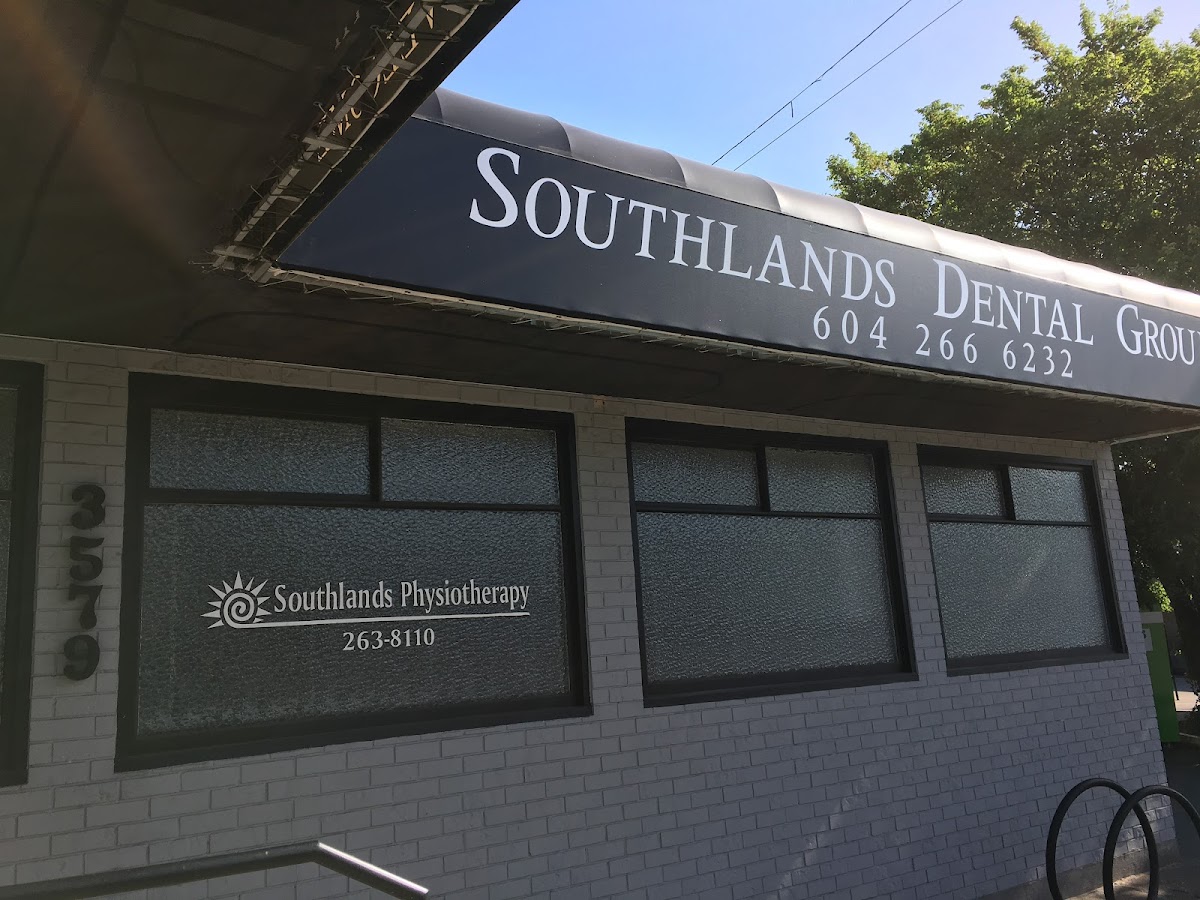 Southlands Dental Group dental clinic in Vancouver - Photo 1