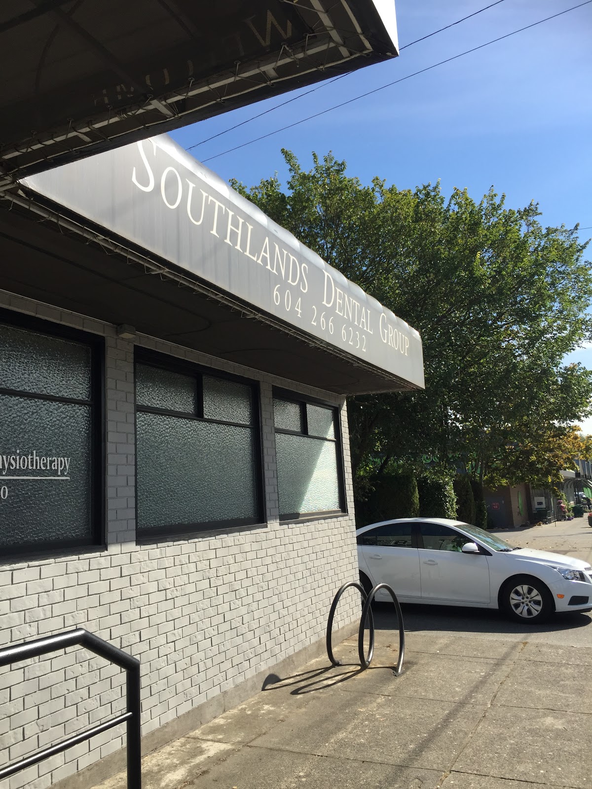 Southlands Dental Group dental clinic in Vancouver - Photo 5