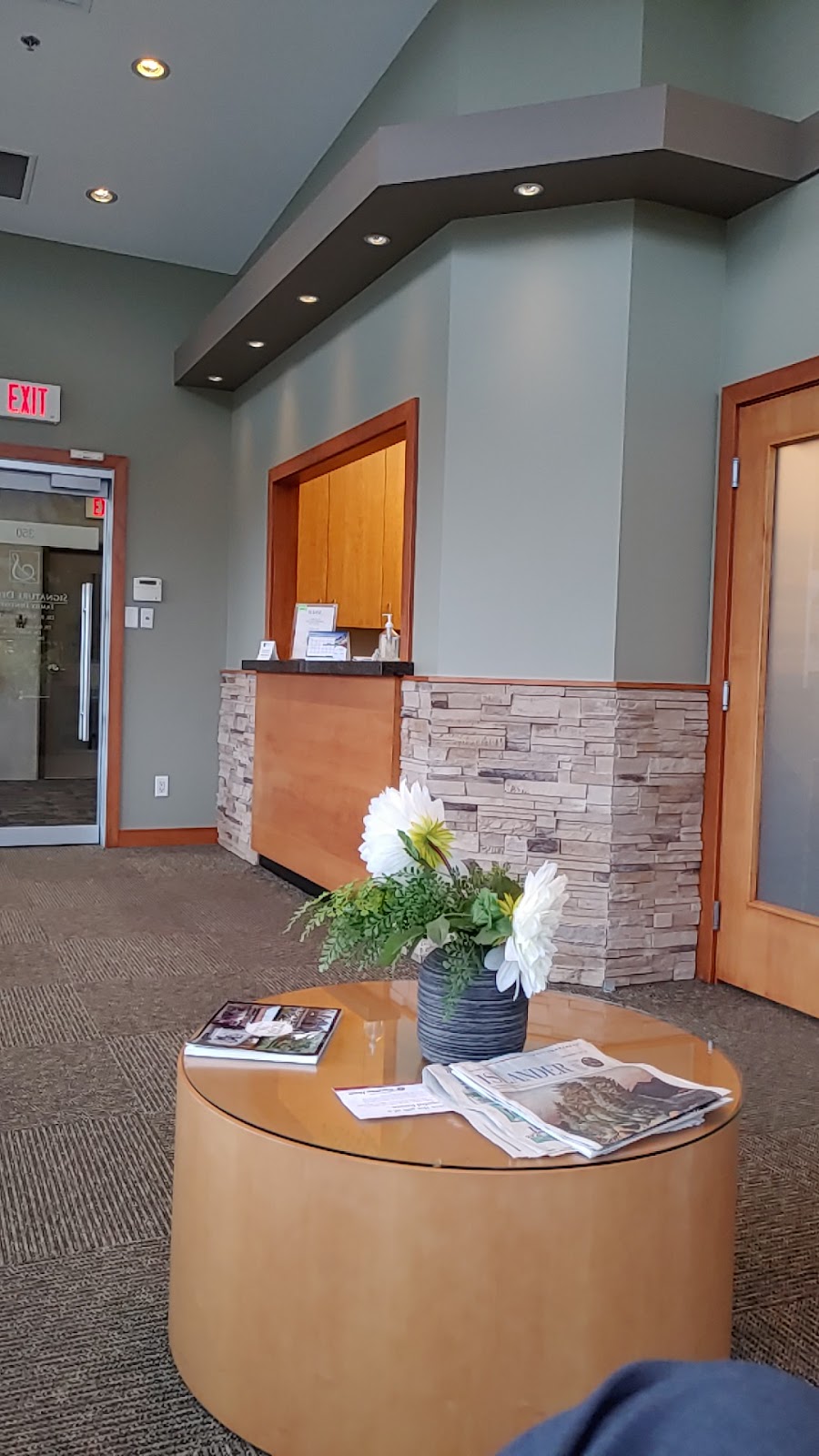 Signature Dental dental clinic in Victoria - Photo 8