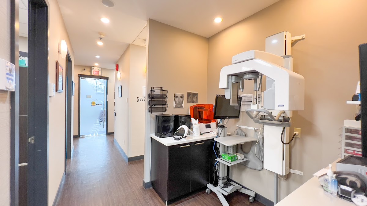 Langley Sedation & General Dentistry - Dr. Tom Lee dental clinic in Langley - Photo 7