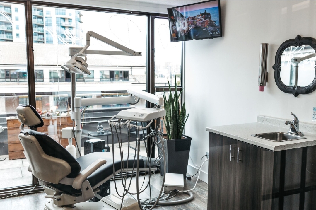 River Rock Dental dental clinic in Barrie - Photo 8