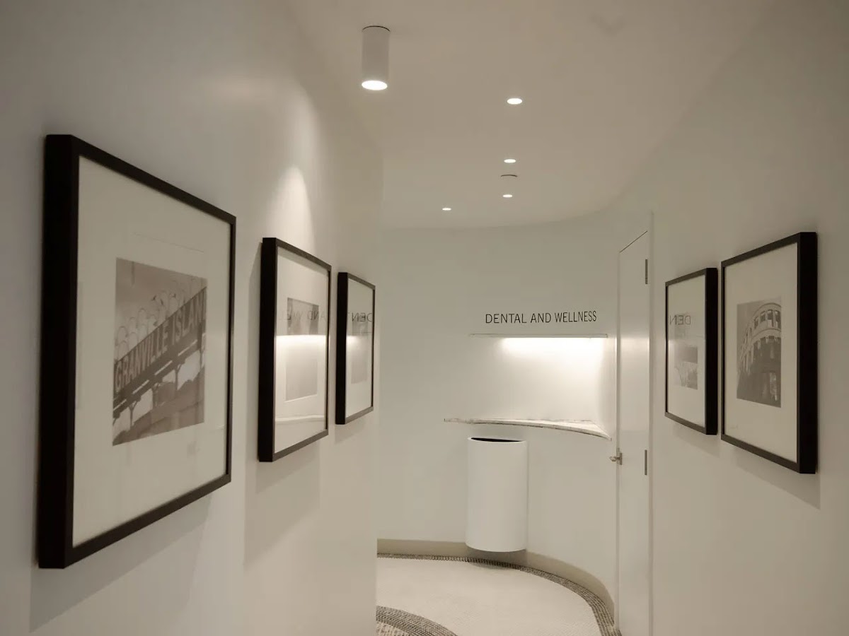 Bay Dental Centre dental clinic in Vancouver - Photo 6