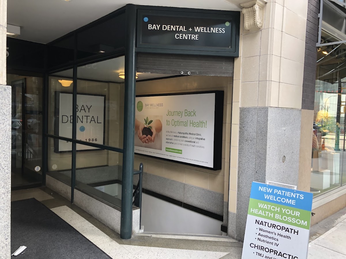 Bay Dental Centre dental clinic in Vancouver - Photo 8