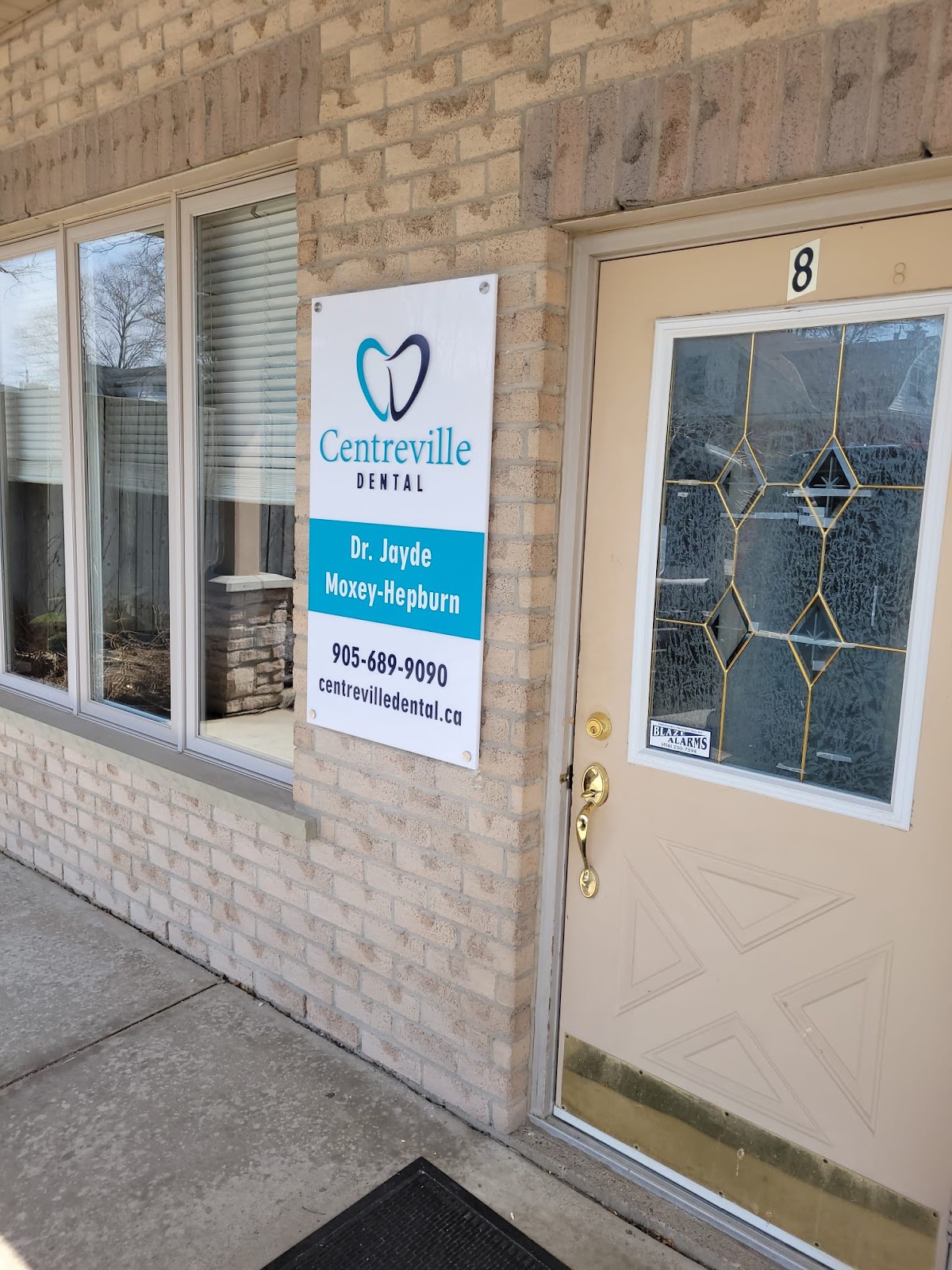 Centreville Dental dental clinic in Hamilton - Photo 3