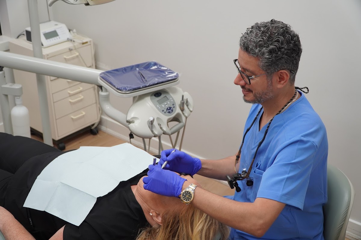 Main St. Dental Office dental clinic in Hamilton - Photo 6