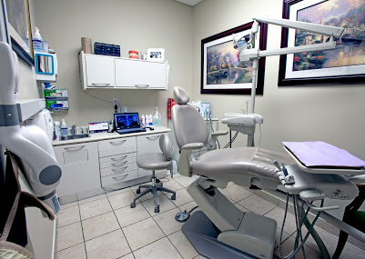 Family Dental DR. JEFFREY BENSIMON dental clinic in Hamilton - Photo 2