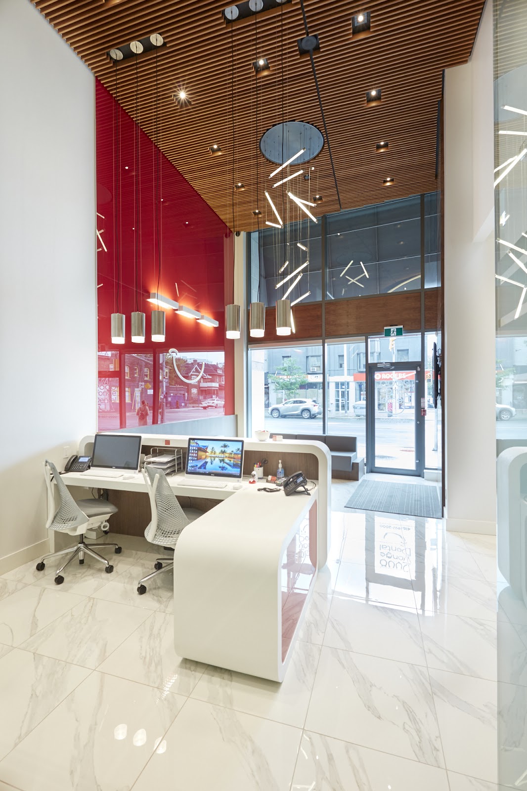 2000 Yonge Dental dental clinic in Toronto - Photo 4