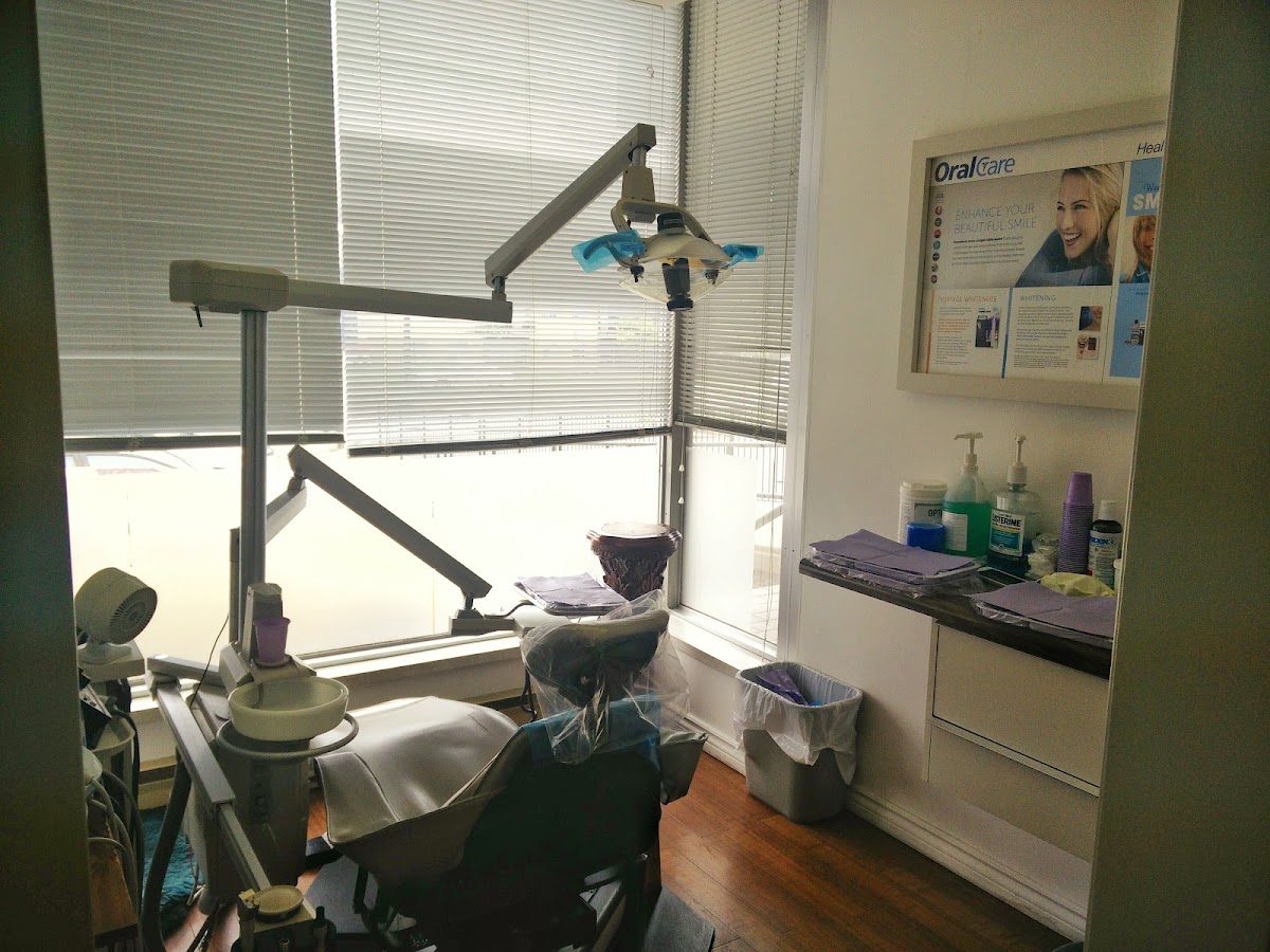 Wynford Dental dental clinic in Toronto - Photo 3