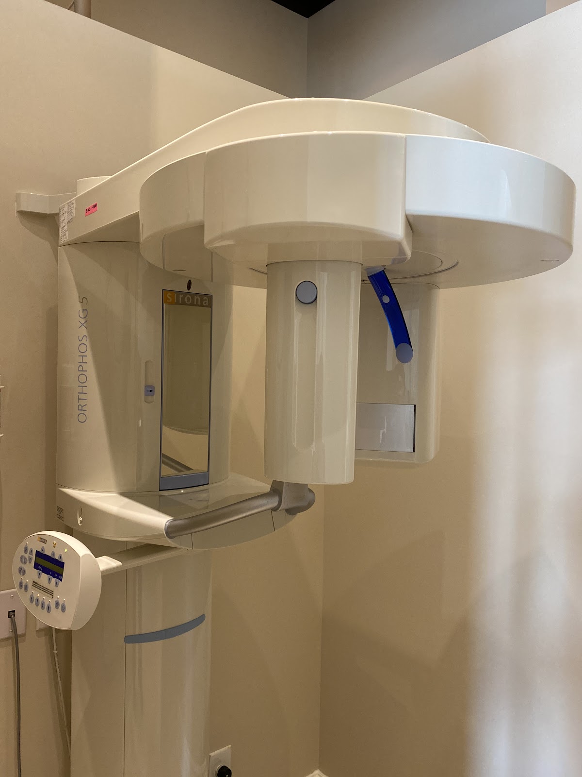 Infinity Dental Office Downtown Toronto dental clinic in Toronto - Photo 9