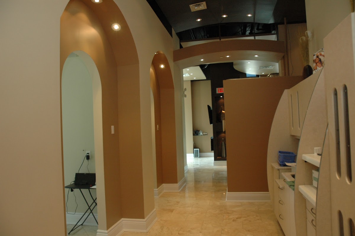 Infinity Dental Office Downtown Toronto dental clinic in Toronto - Photo 10