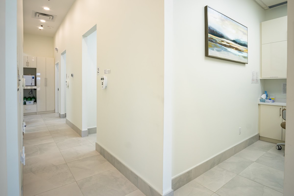 Shore Breeze Dental dental clinic in Toronto - Photo 6