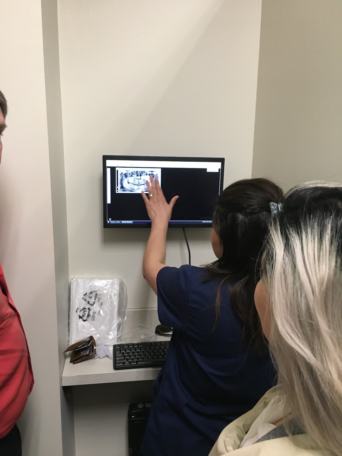 Dentistry at Consilium dental clinic in Toronto - Photo 7
