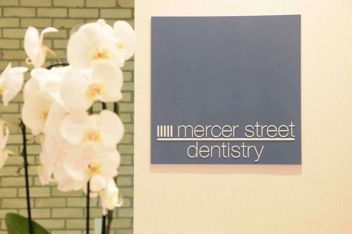 Mercer Street Dentistry dental clinic in Toronto - Photo 6