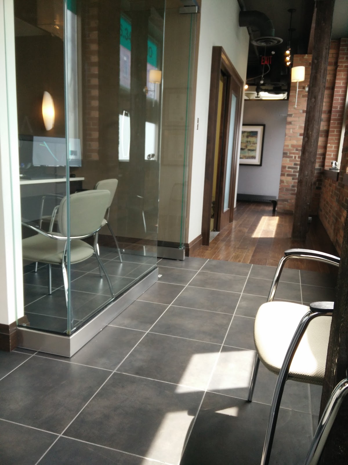 Soho Dental dental clinic in Toronto - Photo 6