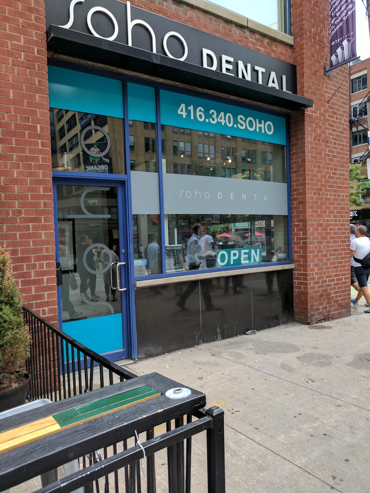 Soho Dental dental clinic in Toronto - Photo 9
