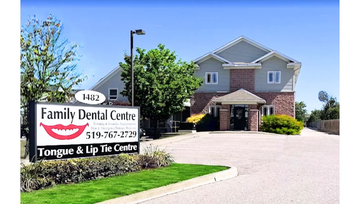 Family Dental Centre dental clinic in Mississauga - Photo 1
