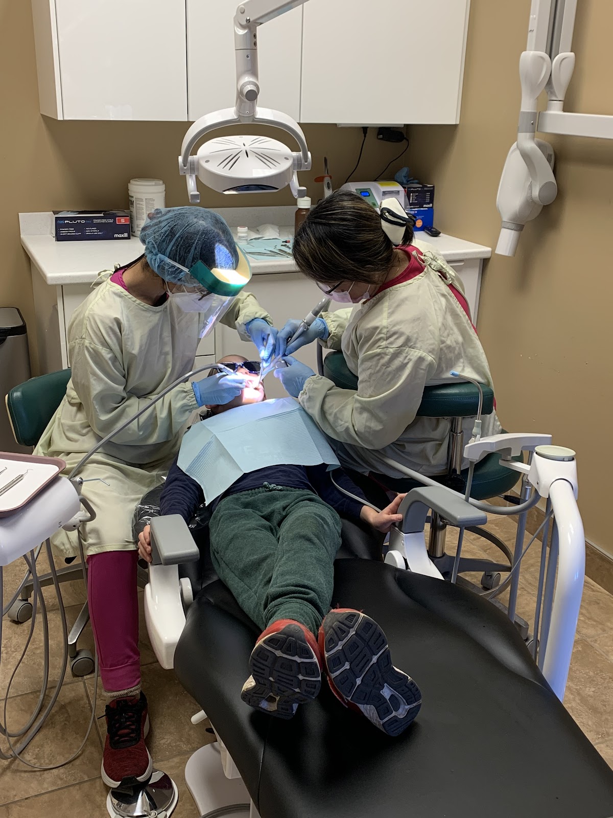 Family Dental Centre dental clinic in Mississauga - Photo 2