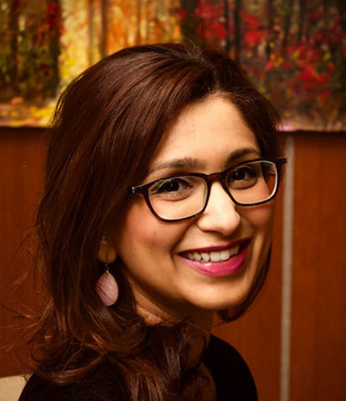 Dr. Tehnia Aziz