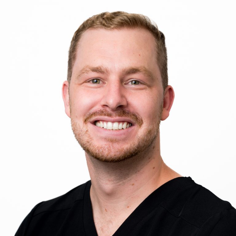 Dr. Cameron Keresztes
