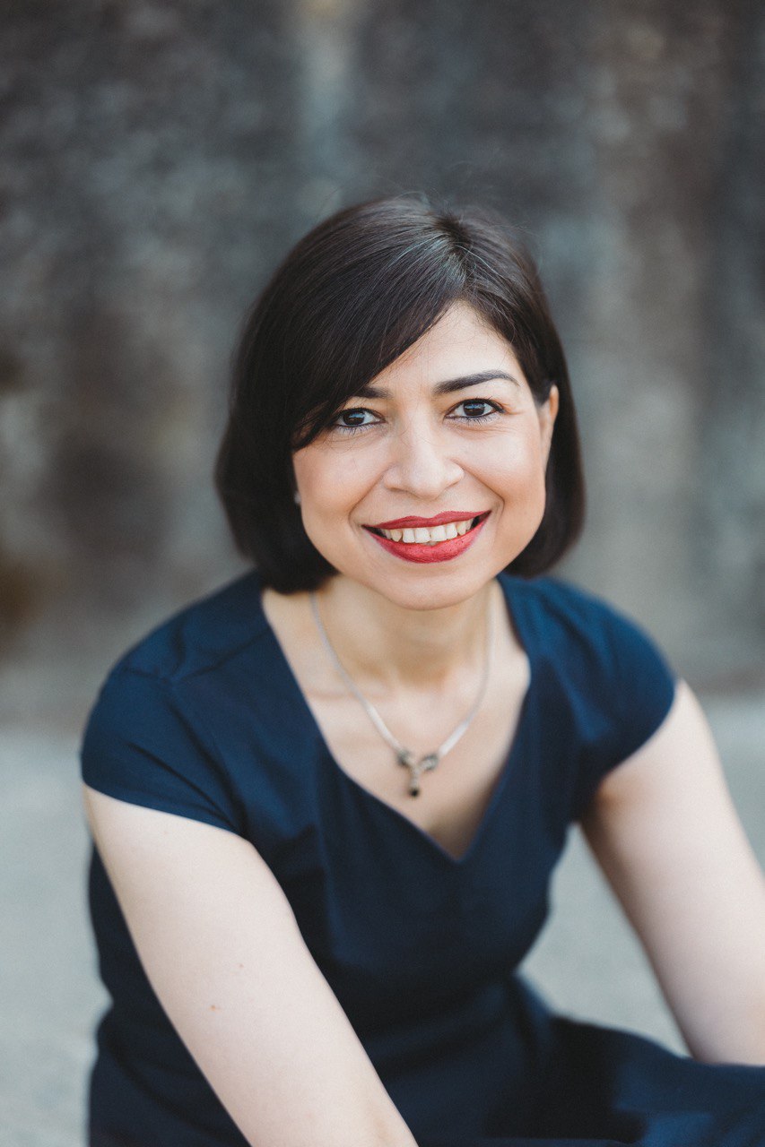 Dr. Tila Bahri