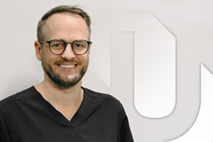 Dr. Devon Anholt